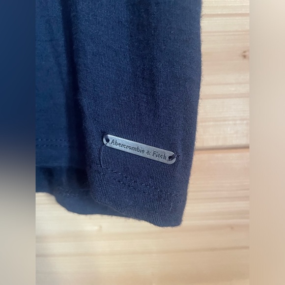 NWOT Abercrombie & Fitch Top M - Picture 2 of 6